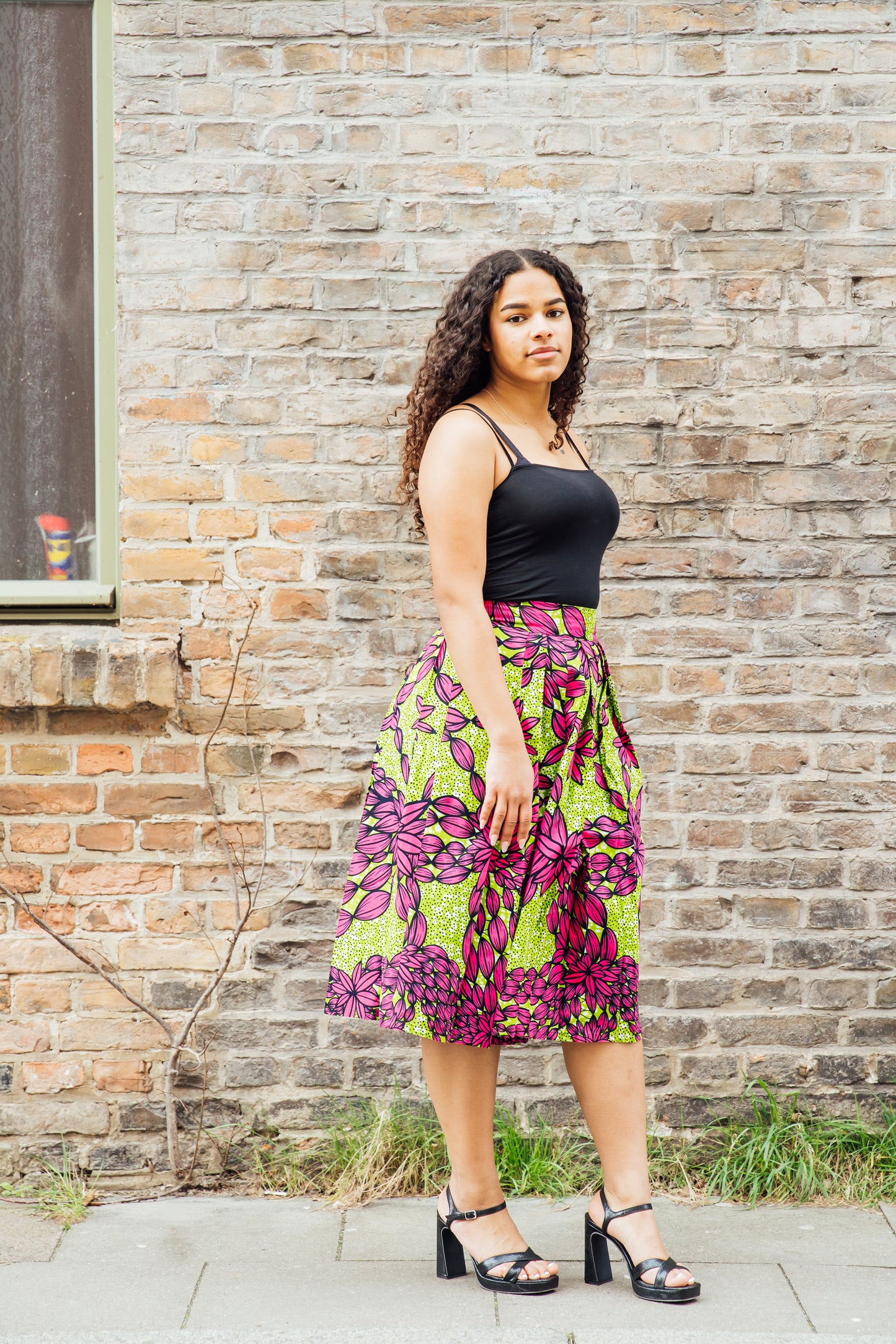 Grüner Midirock "pinke Blütenblätter"